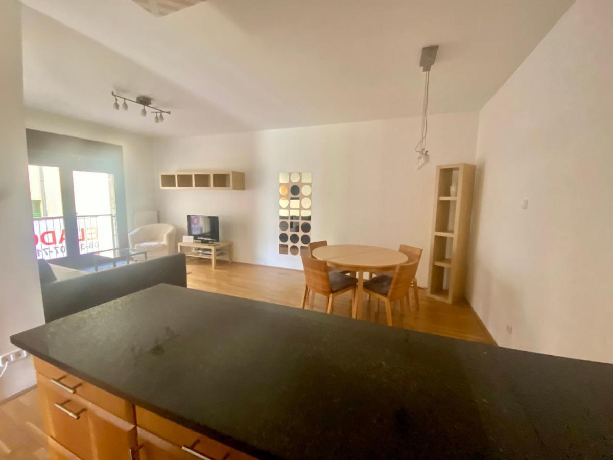 K13/3 Appartement Boedapest Buitenkant foto